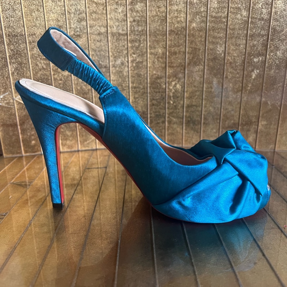 Red bottom, blue, satin satin aqua, sling back open toed shoes, new